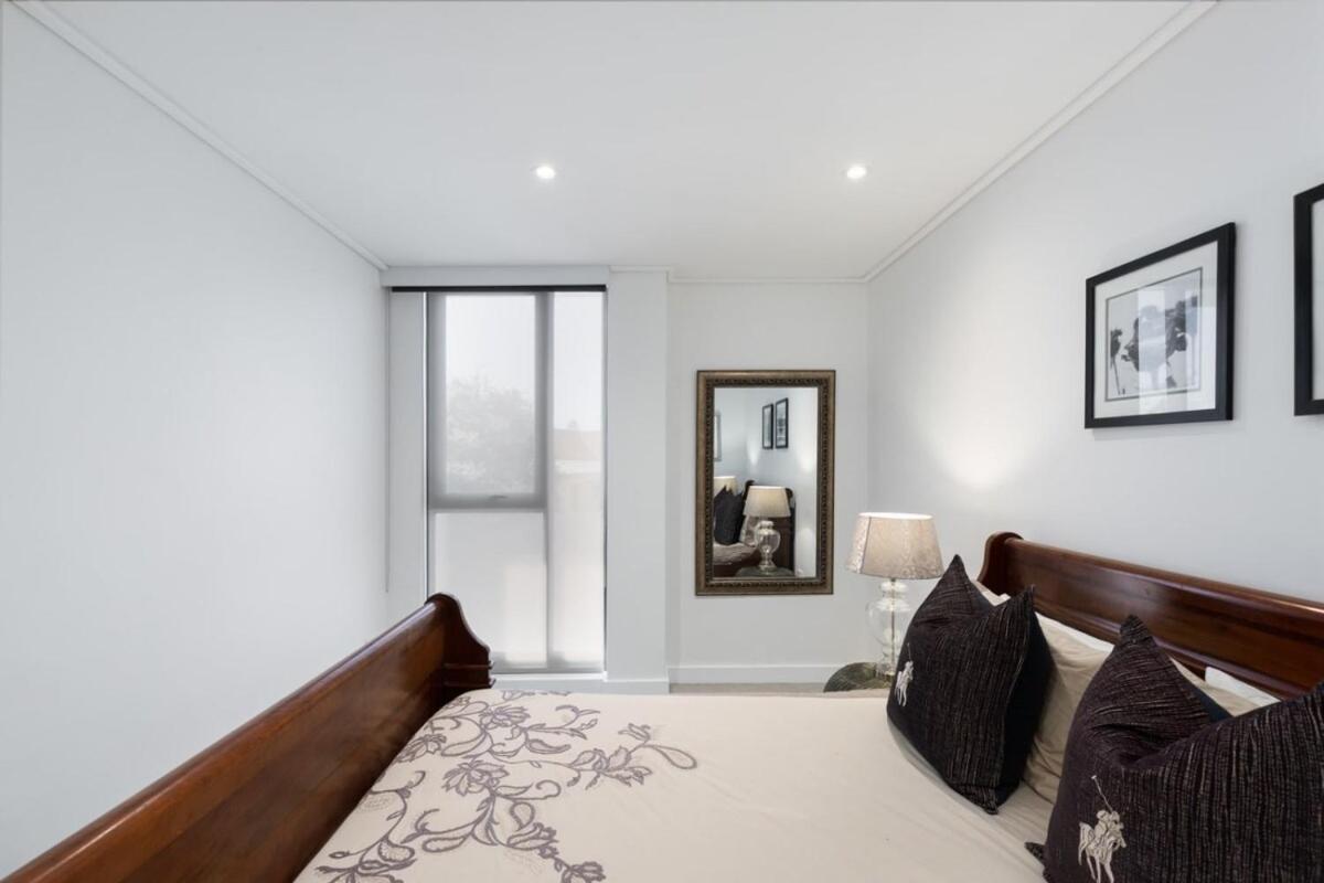 Central Southern Suburbs Leafy Village Neighbourhood Le Cap Extérieur photo