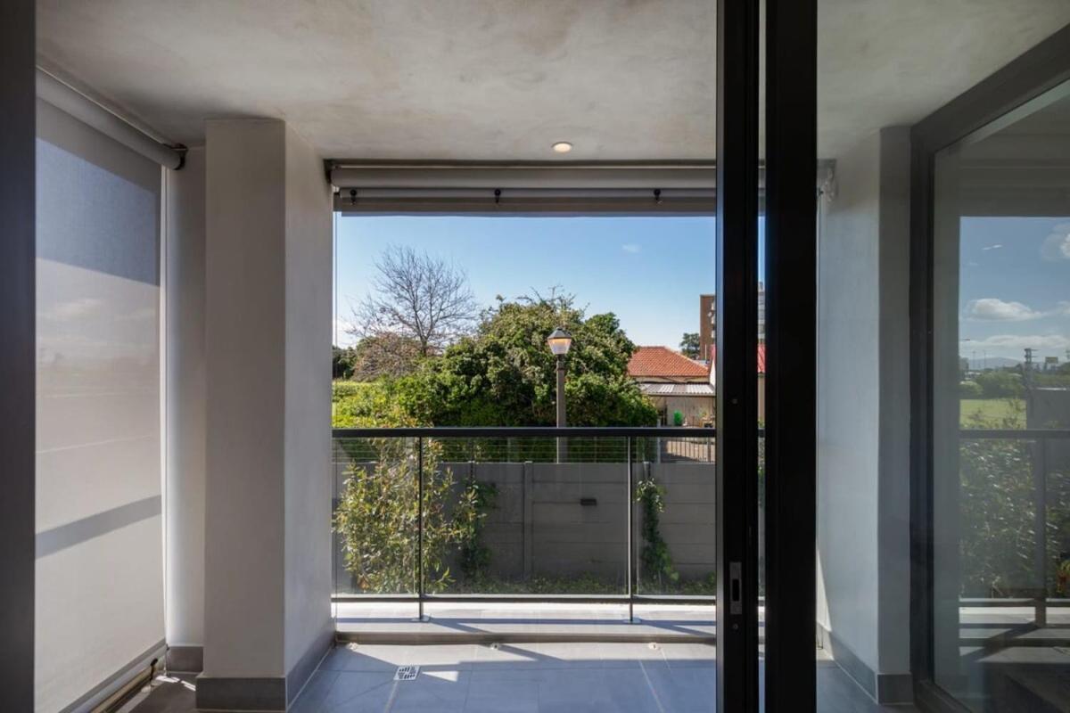 Central Southern Suburbs Leafy Village Neighbourhood Le Cap Extérieur photo